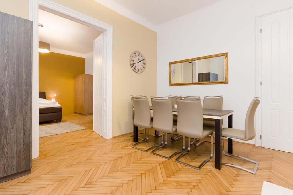 Zirkus 1020 Apartment *